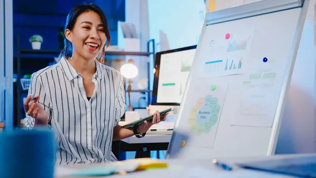 How to Choose the Best CRM: Growing Sales Without Doubling the Workload